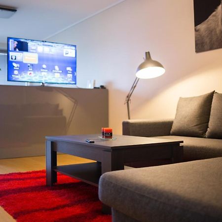 City Center Apartment Aida Pärnu Eksteriør billede